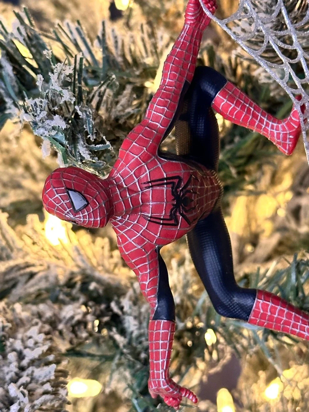 2004 Hallmark Keepsake Spider-Man Christmas Ornament – Marvel